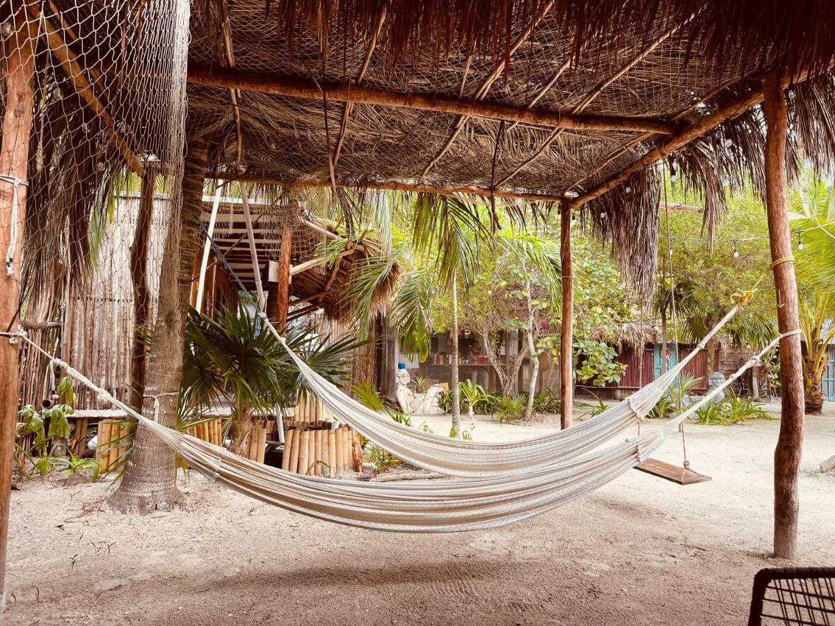 La Aldea Holbox Cabanas Y Camping Ilha Holbox Exterior foto
