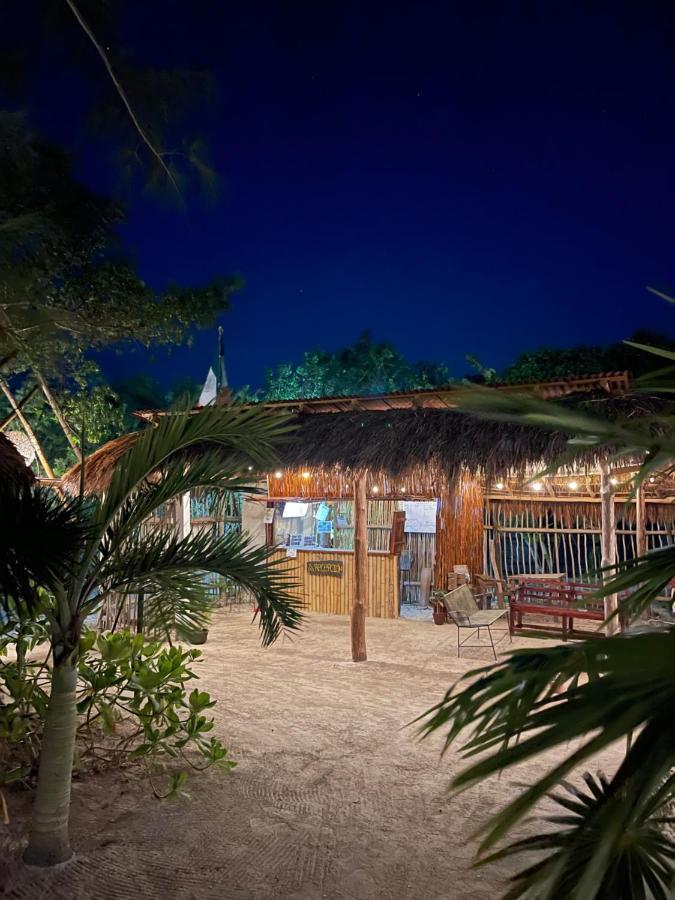 La Aldea Holbox Cabanas Y Camping Ilha Holbox Exterior foto