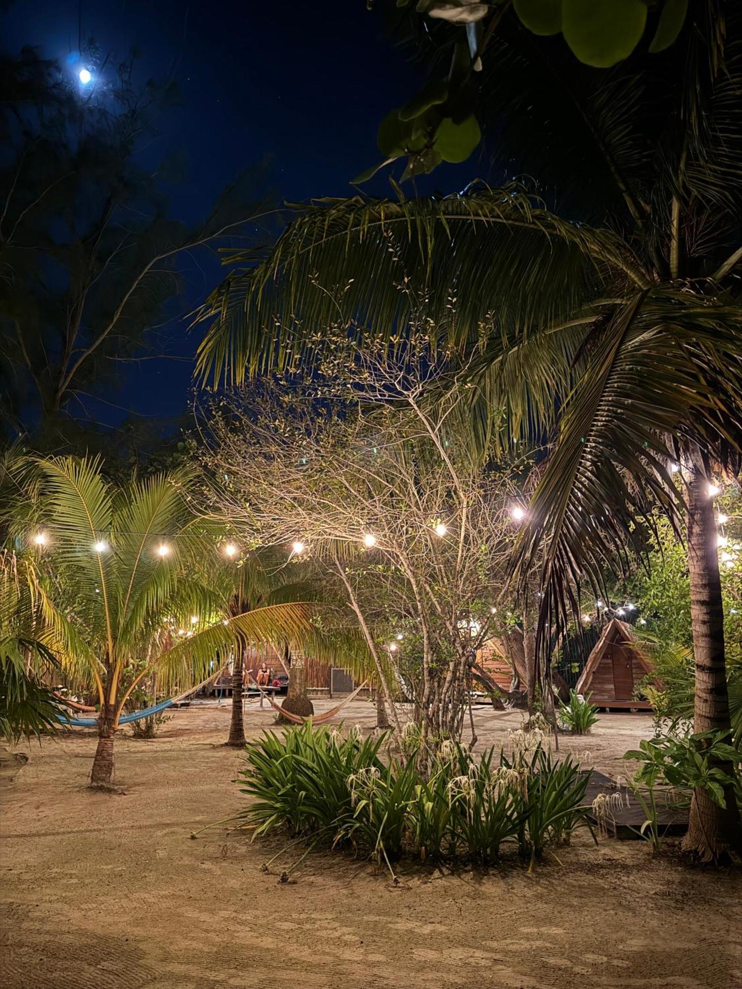 La Aldea Holbox Cabanas Y Camping Ilha Holbox Exterior foto
