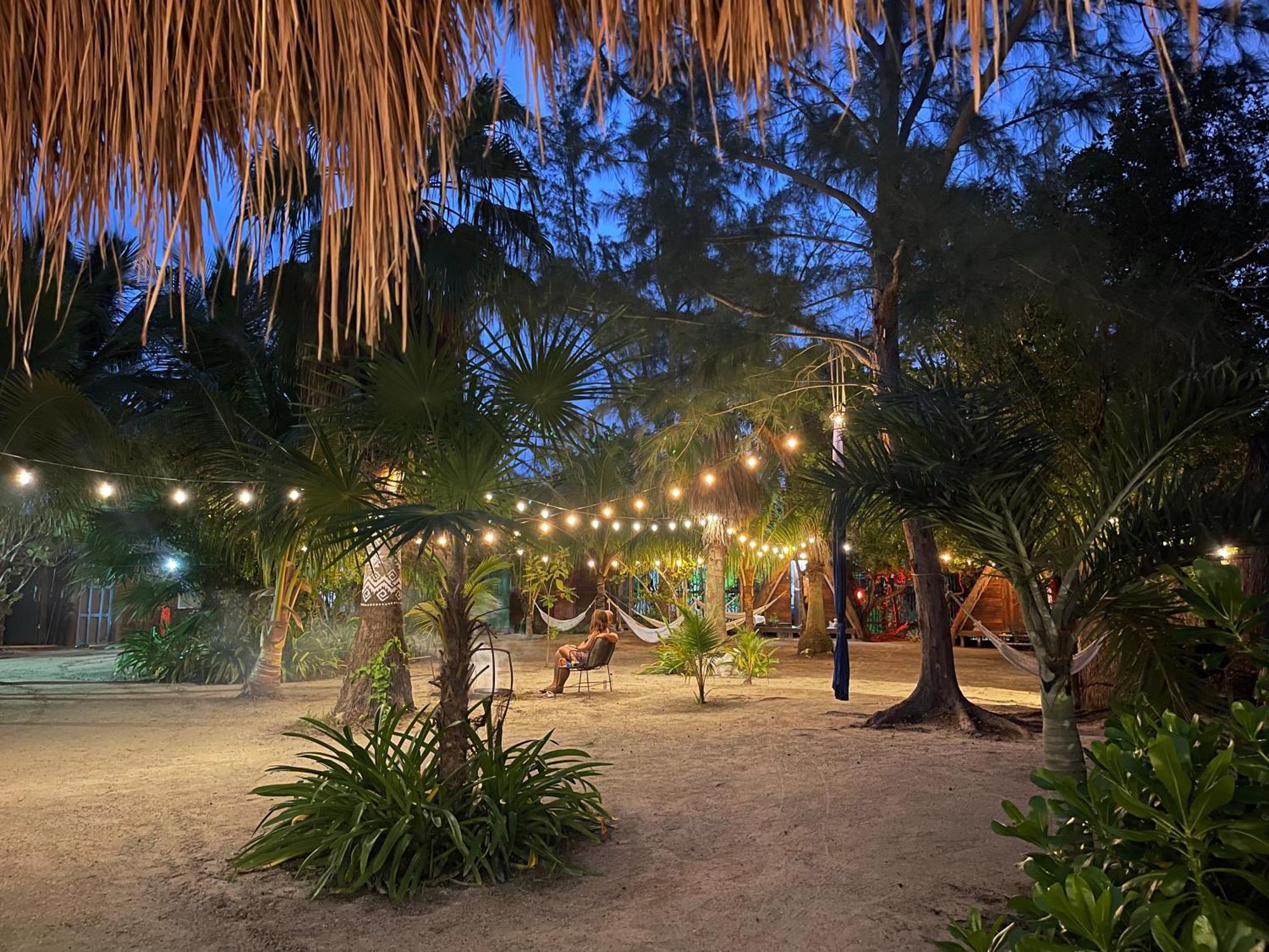 La Aldea Holbox Cabanas Y Camping Ilha Holbox Exterior foto